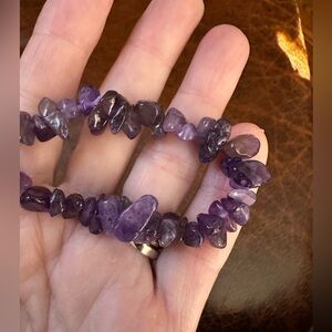 Hand crafted Amethyst chips Gemstone stretch Bracelet